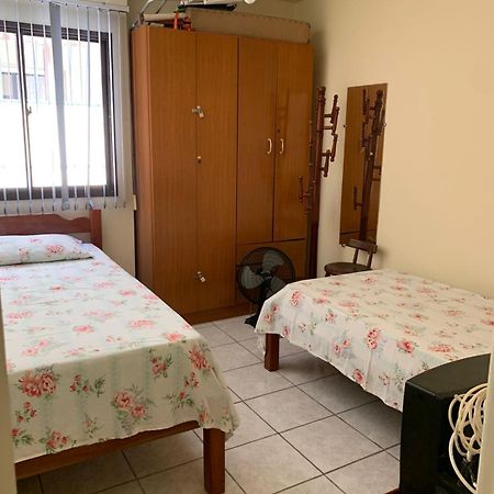Apartamento Praia Do Morro Ha 150 Metros Da Praia, Garagem, Wi-Fi, 1 Andar Apartment Гуарапари Екстериор снимка